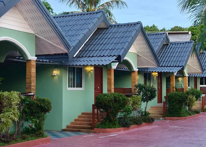 Phaithong Sotel Resort