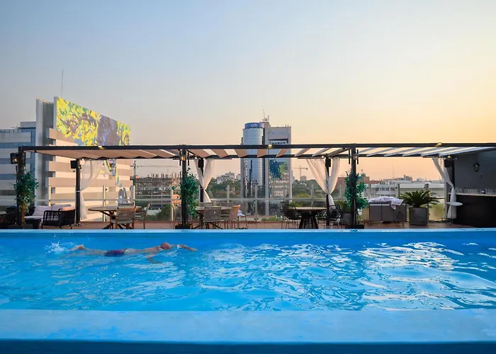 Five Hotel & Residences