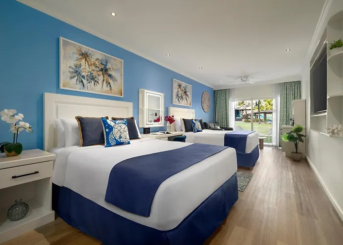 Coconut Bay Beach Resort & Spa All Inclusive