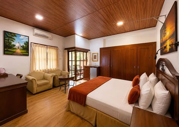 Hotel 4 U Saliya Garden