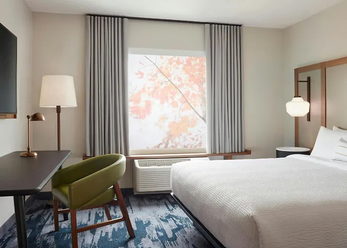 Fairfield By Marriott Inn & Suites Page