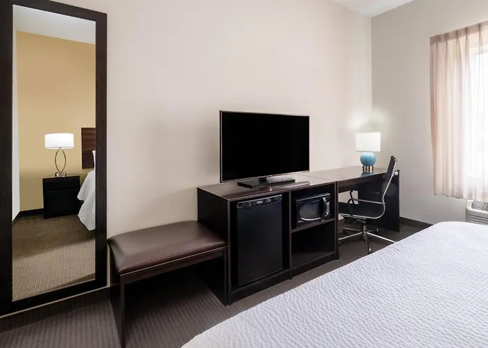 Garner Hotel Clarksville Northeast By Ihg