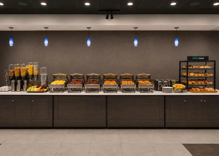Holiday Inn Newark International Airport