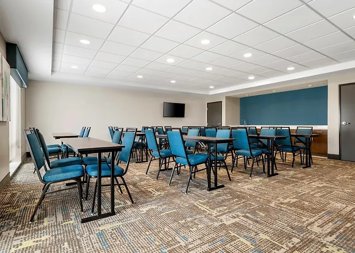 Hampton Inn & Suites Pekin