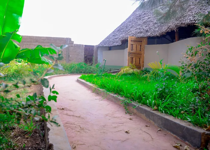 Hillstone Safari Lodge
