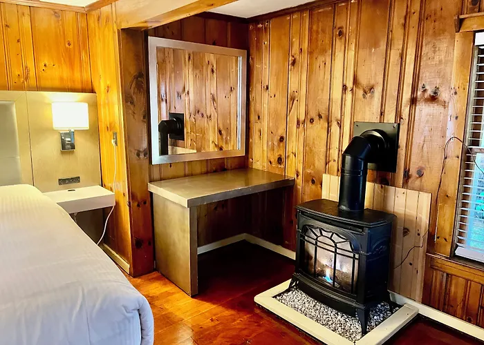 White Mountain Cottages