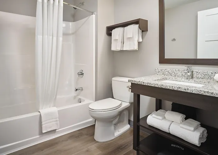 Stayapt Suites Madison-Greenbrier