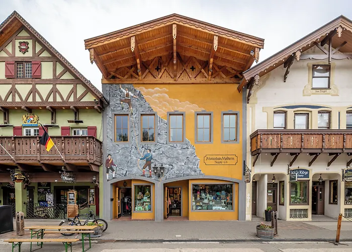 Bavarian Lodge Suites