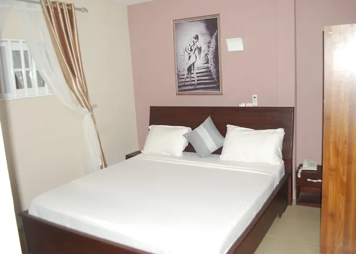 Benin City Center Hotel