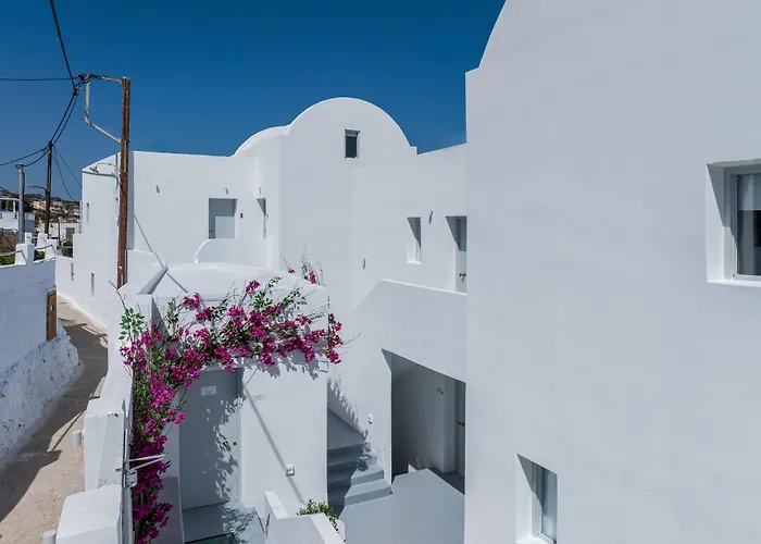 Cycladic Suites & Spa