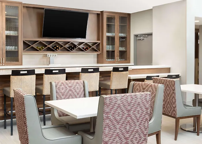 Hampton Inn & Suites Santa Rosa Sonoma Wine Country