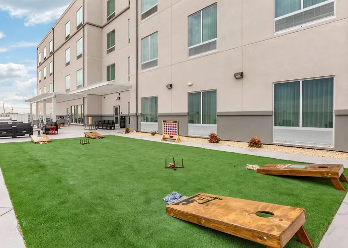 Mainstay Suites Carlsbad South