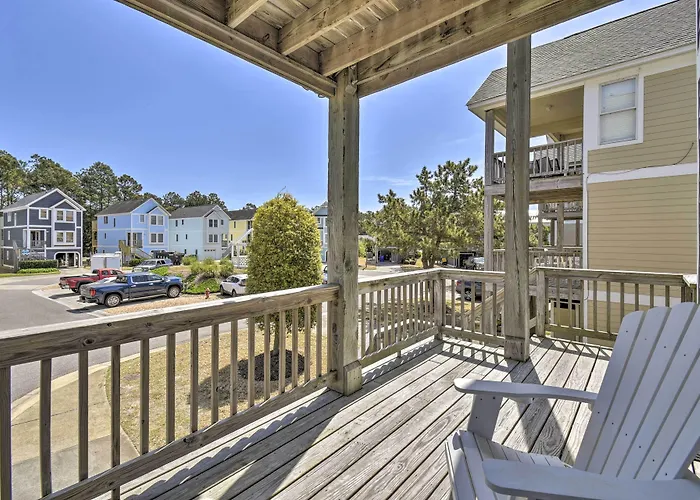 Home W/ Deck In Corolla Light: Walk To Beach!