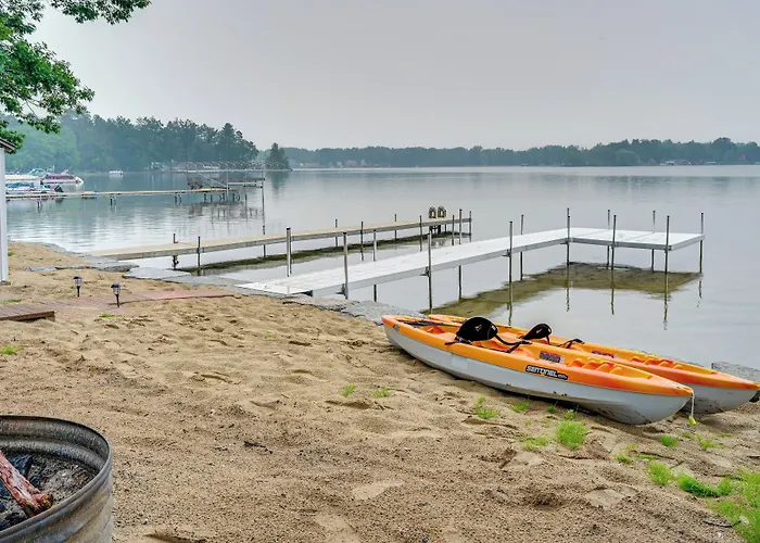 Cozy Waterfront Hale Cottage On Long Lake!