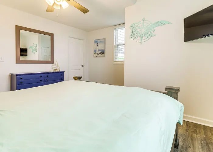 Topsail Beach Vacation Rental: Idyllic Ocean Views