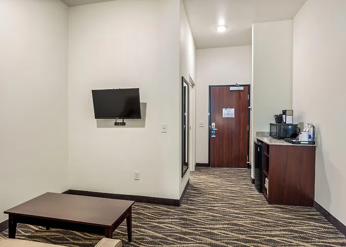 Cobblestone Hotel & Suites - De Pere Green Bay