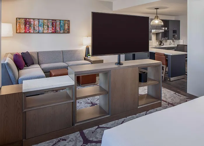 Hyatt House Tampa Downtown