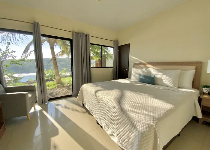 Paradise Surf Hotel