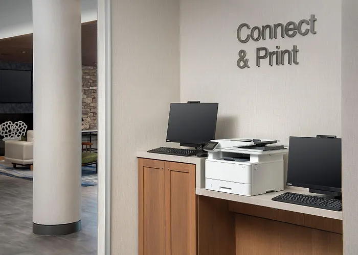 Fairfield Inn & Suites By Marriott Santa Rosa Rohnert Park