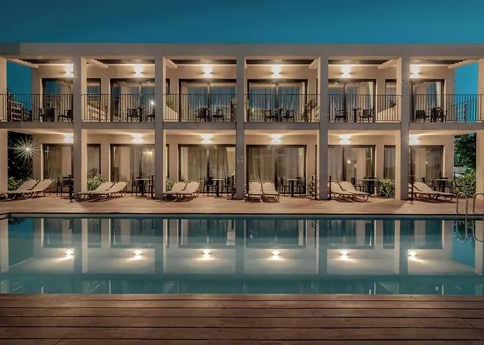 New Beach Hotel