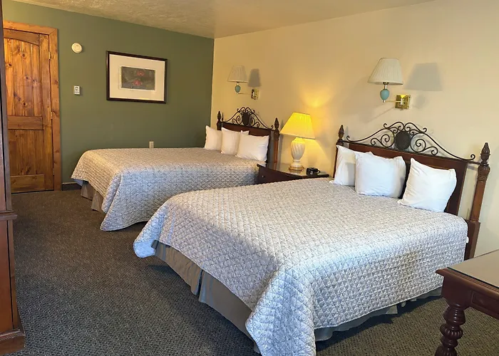 Clover Creek Inn