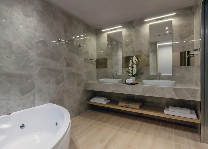 Ammoa Luxury Hotel & Spa Resort