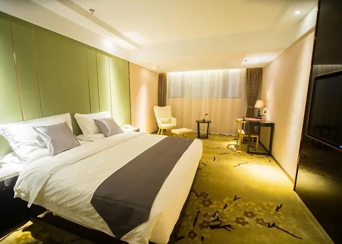 Greentree Eastern Jingde Town Railway Station Hotel