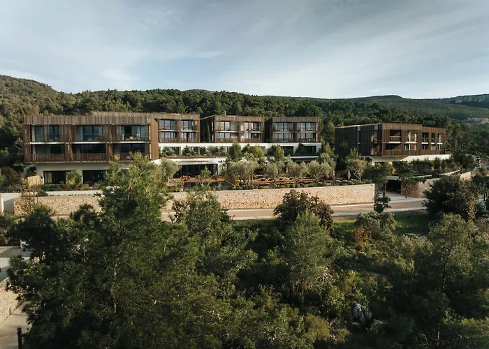 Maslina Resort