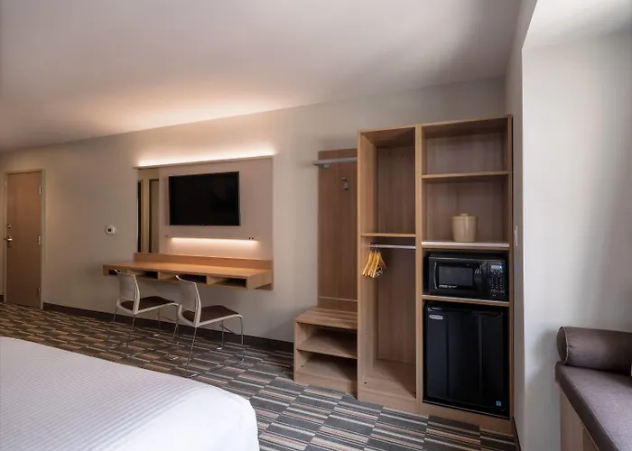 Microtel Inn & Suites By Wyndham Georgetown Lake