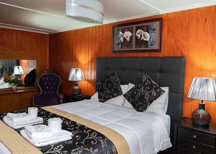 Hotel Forjadores Del Cabo De Hornos