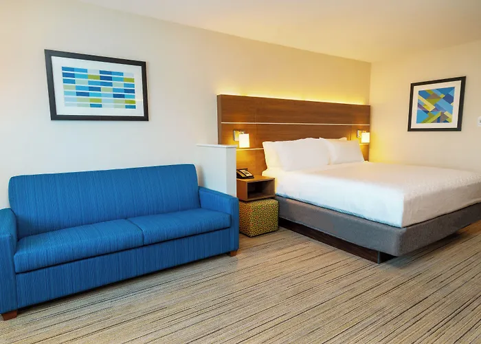 Holiday Inn Express & Suites - Las Vegas - E Tropicana By Ihg