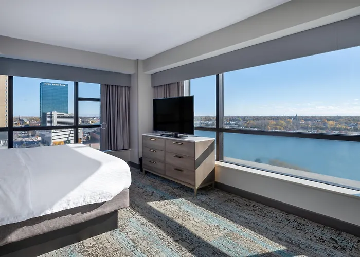 Homewood Suites By Hilton Toledo Downtown