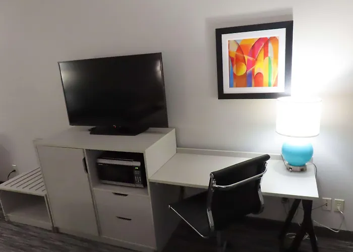 Best Western Heritage Inn & Suites