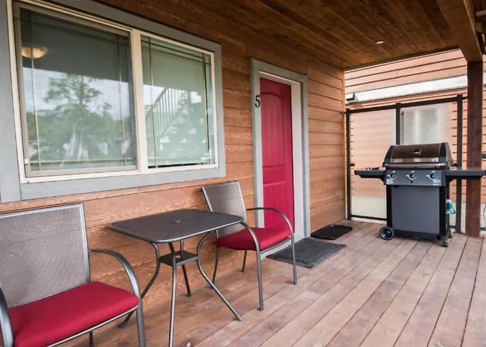 Cabins West