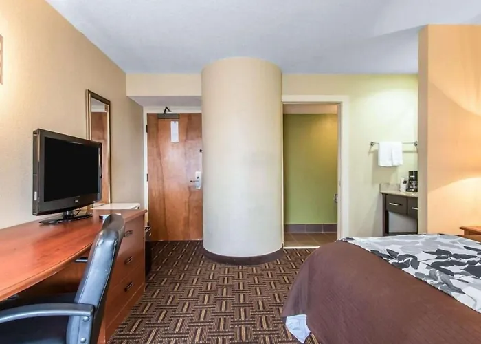 The Douillet By Demeure Hotels