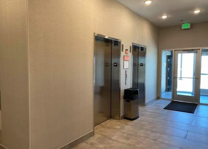 La Quinta Inn & Suites Limon By Wyndham