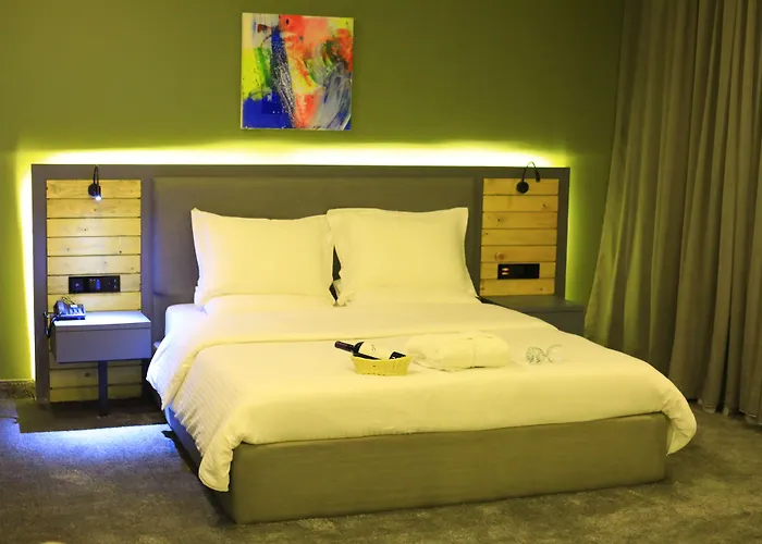 Aitch Boutique Hotel - An Lih Hotel