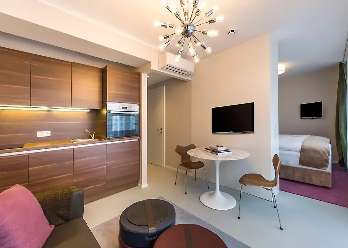 Heymi Apartments Mondschein