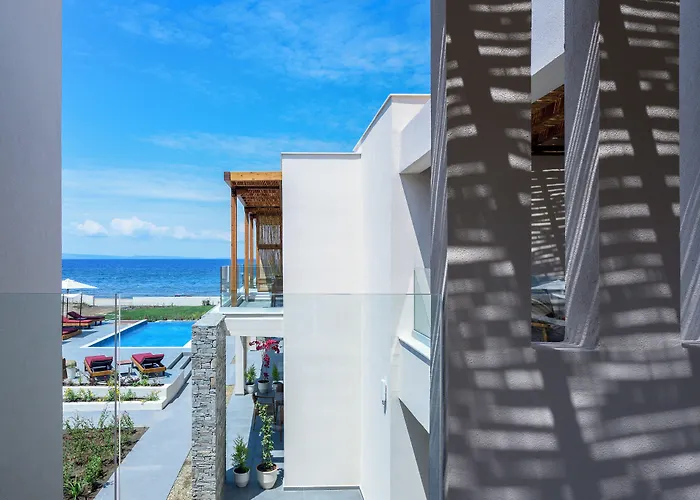 Amyntas Seafront Hotel - Adults Only