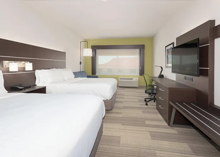 Holiday Inn Express & Suites - Firestone - Longmont By Ihg