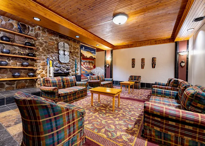 African Sky Hotels - Pine Lake Inn