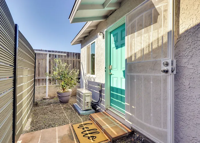 Quiet Carpinteria Cottage By Town & Beaches