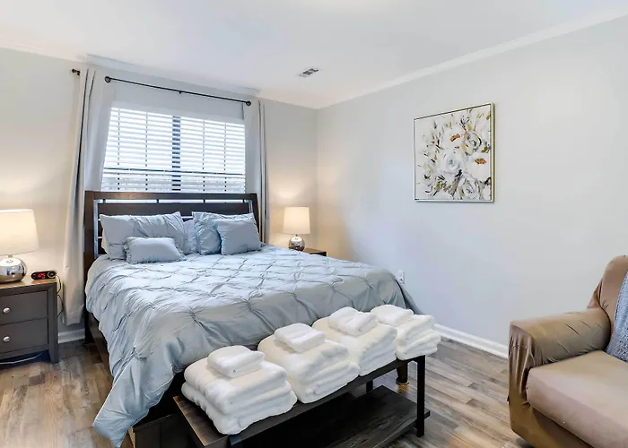 North Charleston Vacation Rental Near Cooper River