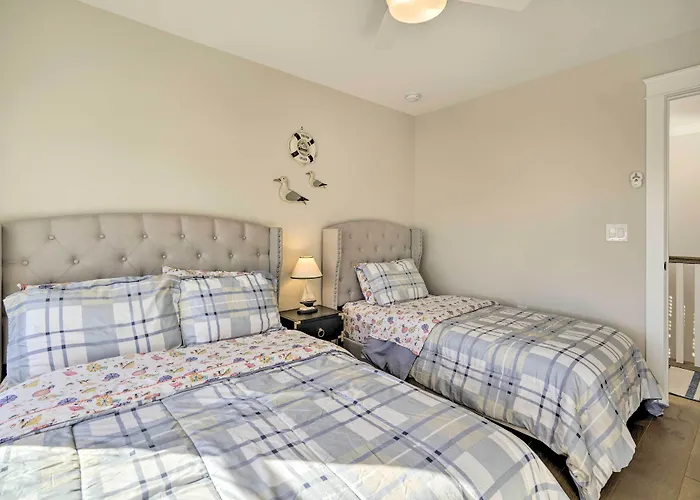 Long Branch Home < 1 Mi To Beach!