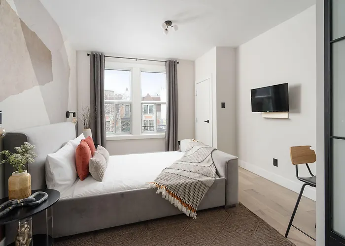 François-Denis Apartments