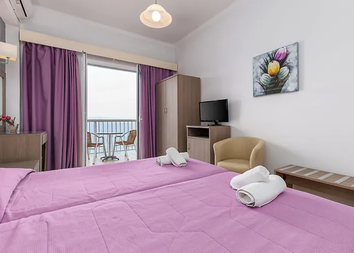 Oasis Hotel