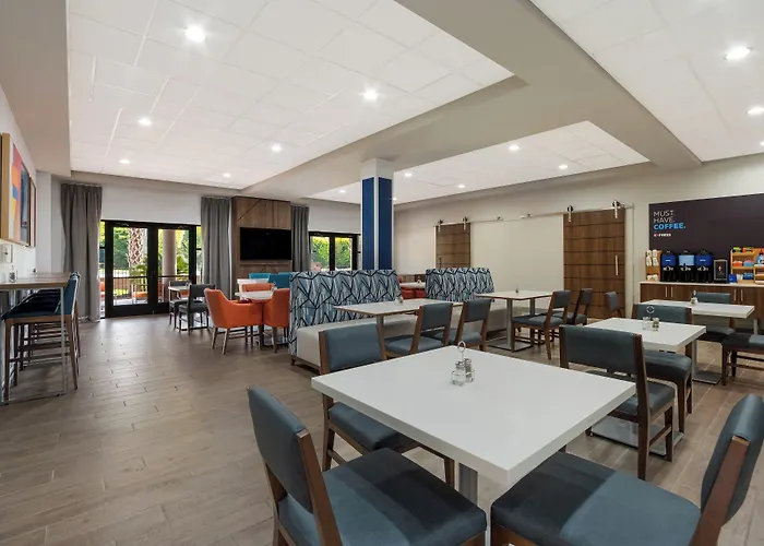 Holiday Inn Express & Suites Lexington By Ihg