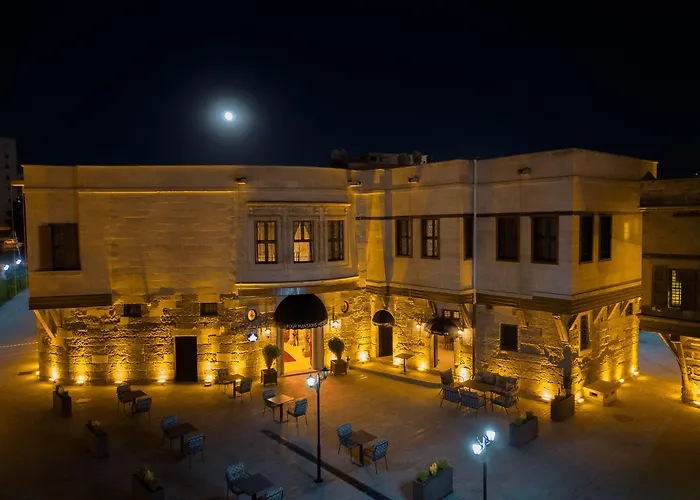 Four Mansions Hotel