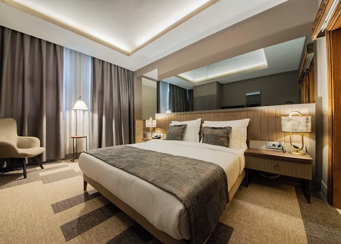 Four Mansions Hotel