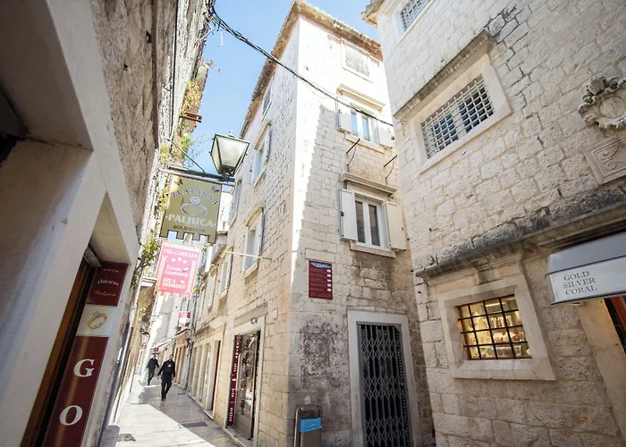 Stephane City Vibe Suites